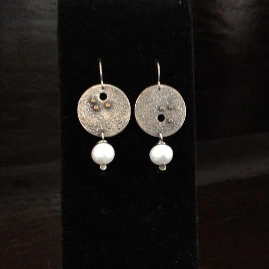 Tara Tipton earrings Large Round w Pearl Drop