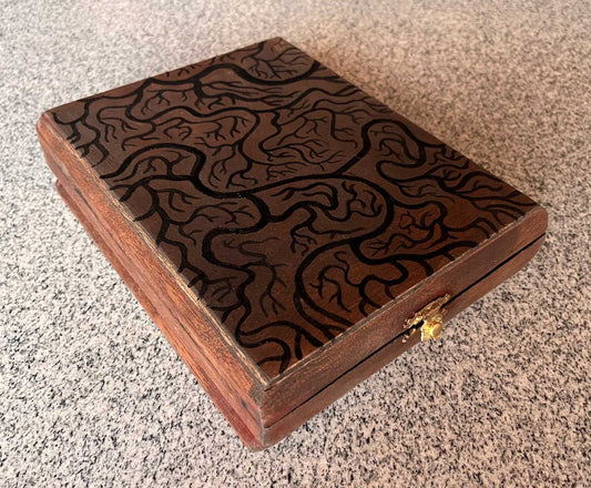 Exquisite Box by Eduardo Martinez